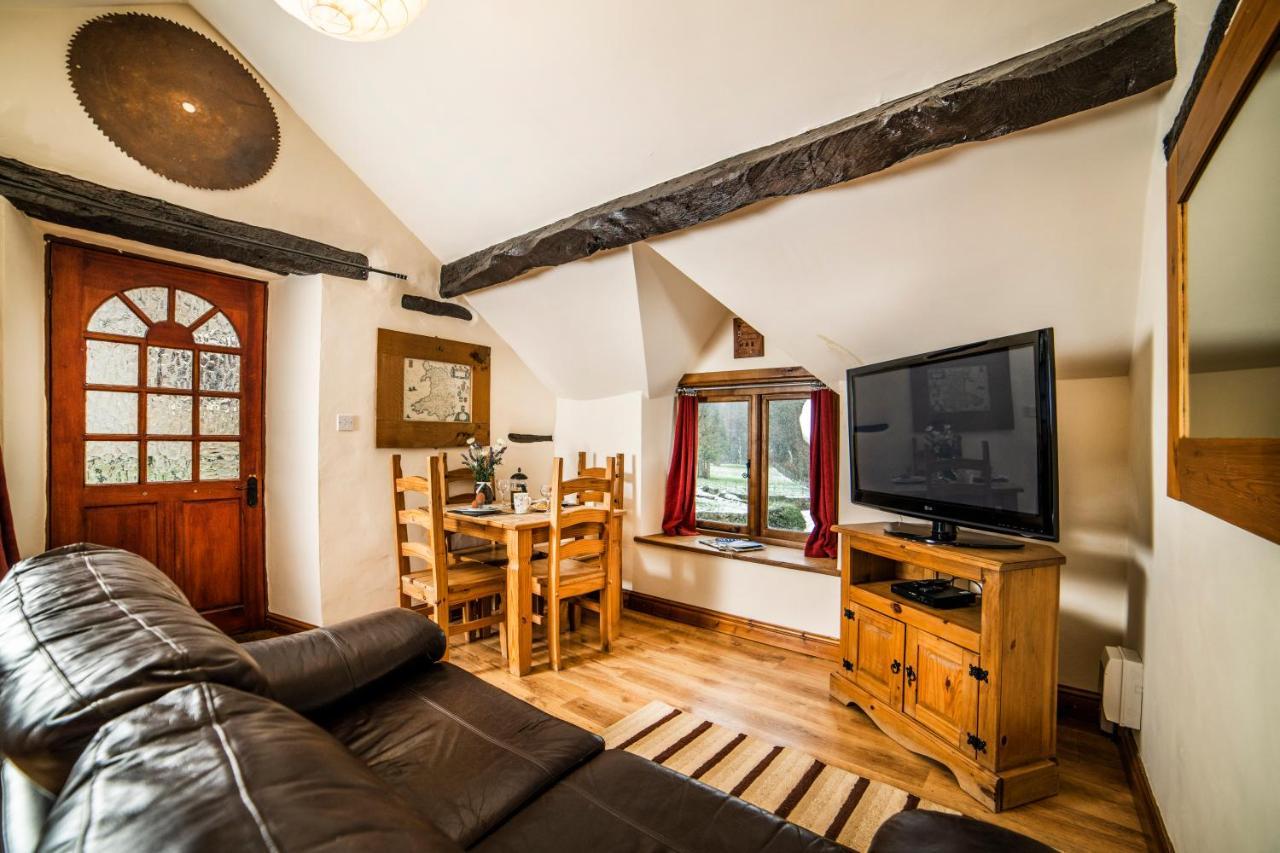 Villa Nant Ucha Farm Acrefair Exterior foto